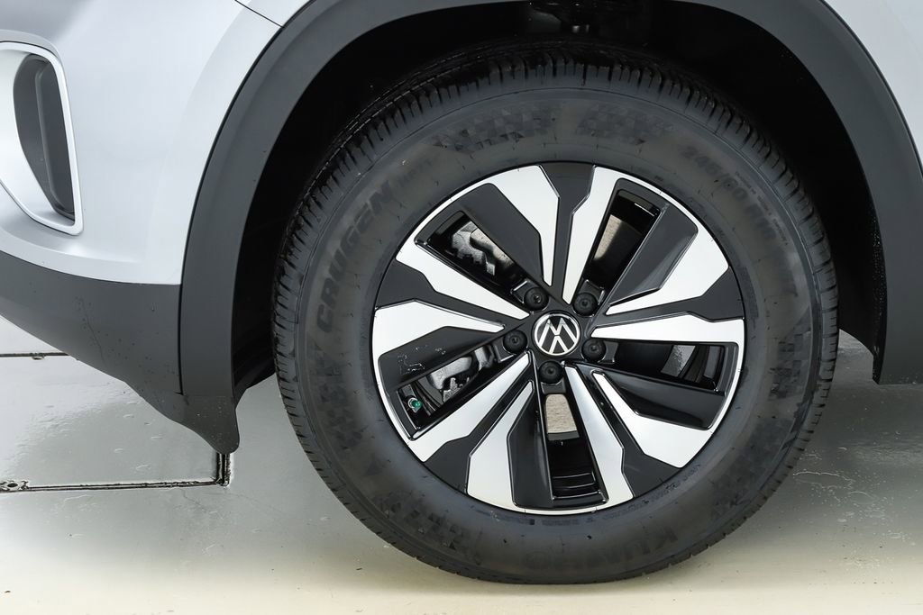 New 2026 Volkswagen Atlas SE image 43