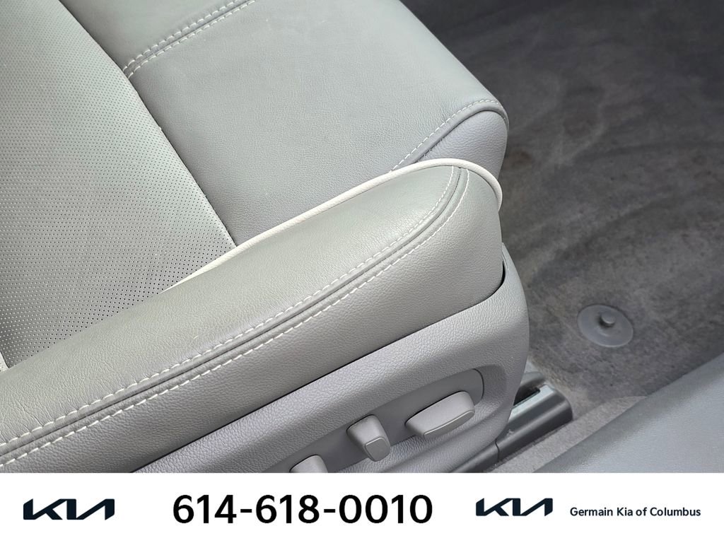 Used 2015 Chevrolet Impala LTZ image 27