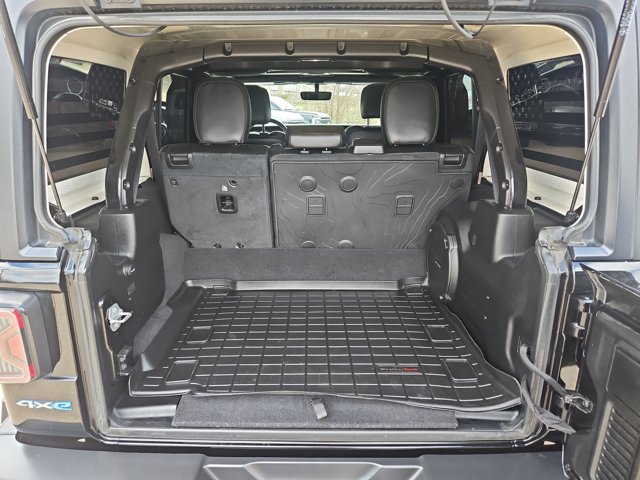 Used 2021 Jeep Wrangler Unlimited Sahara image 6