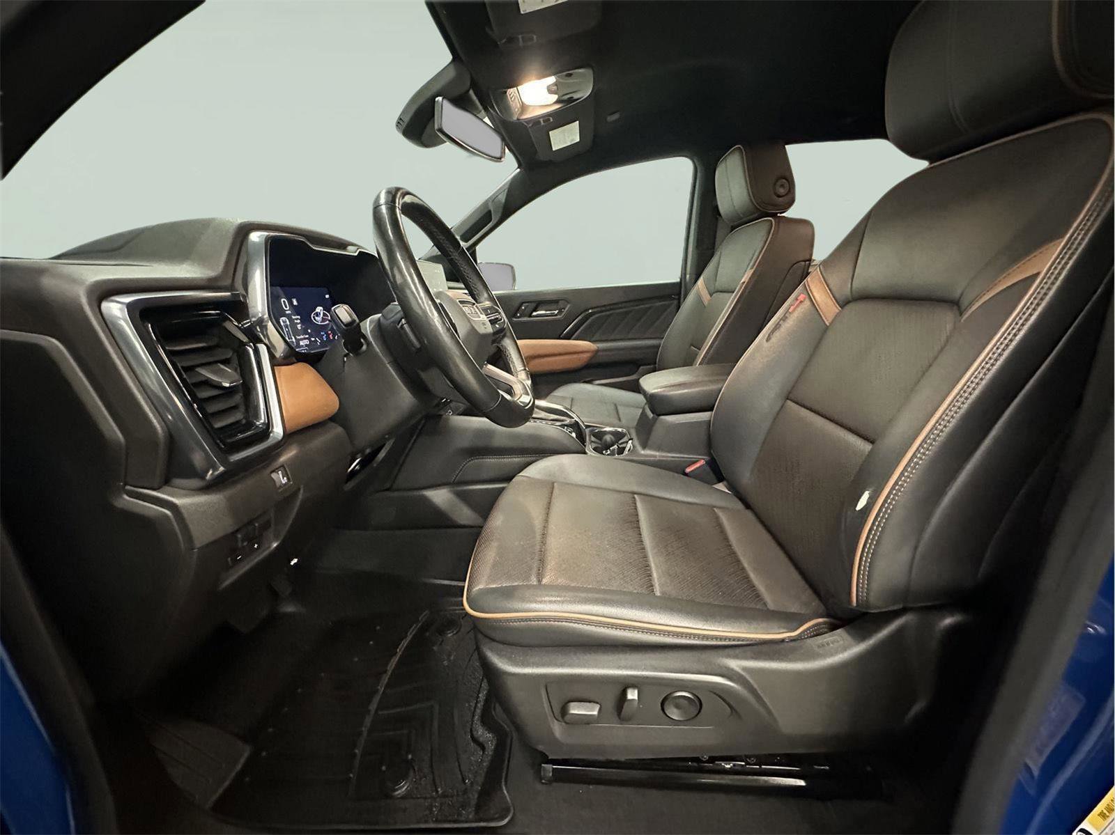 Certified 2024 GMC Canyon AT4 w/ AT4 Premium Package image 29