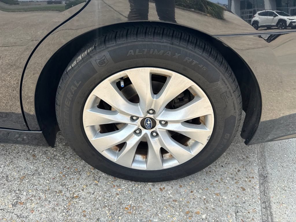 Used 2015 Subaru Legacy 2.5i Premium AWD/4WD image 24