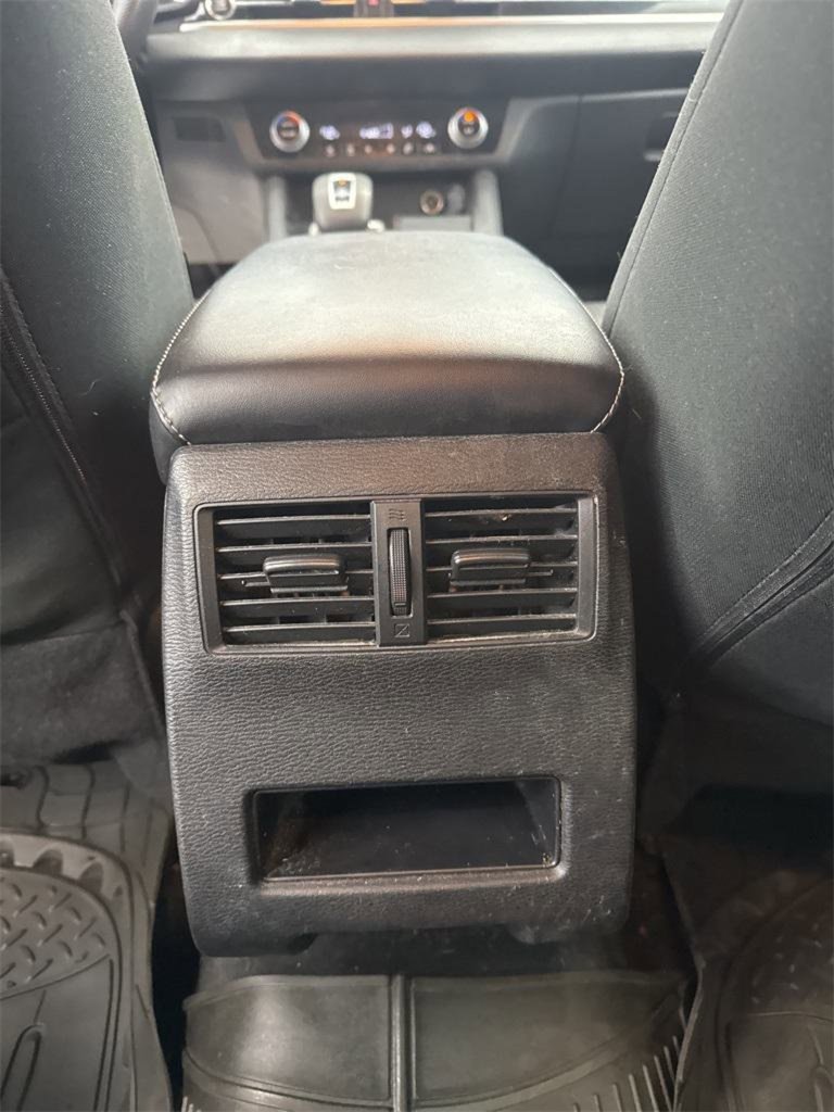 Used 2022 Mitsubishi Outlander ES image 35