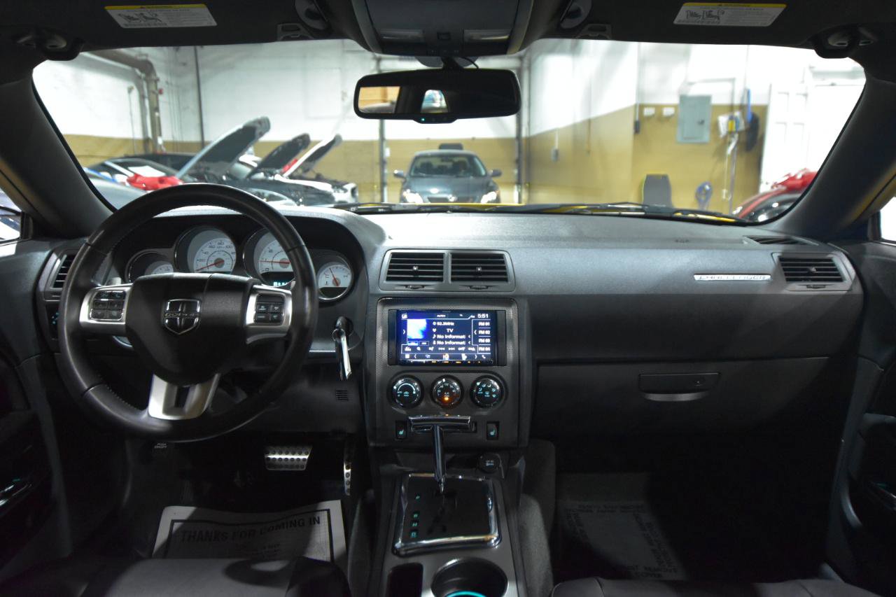 Used 2012 Dodge Challenger R/T image 33