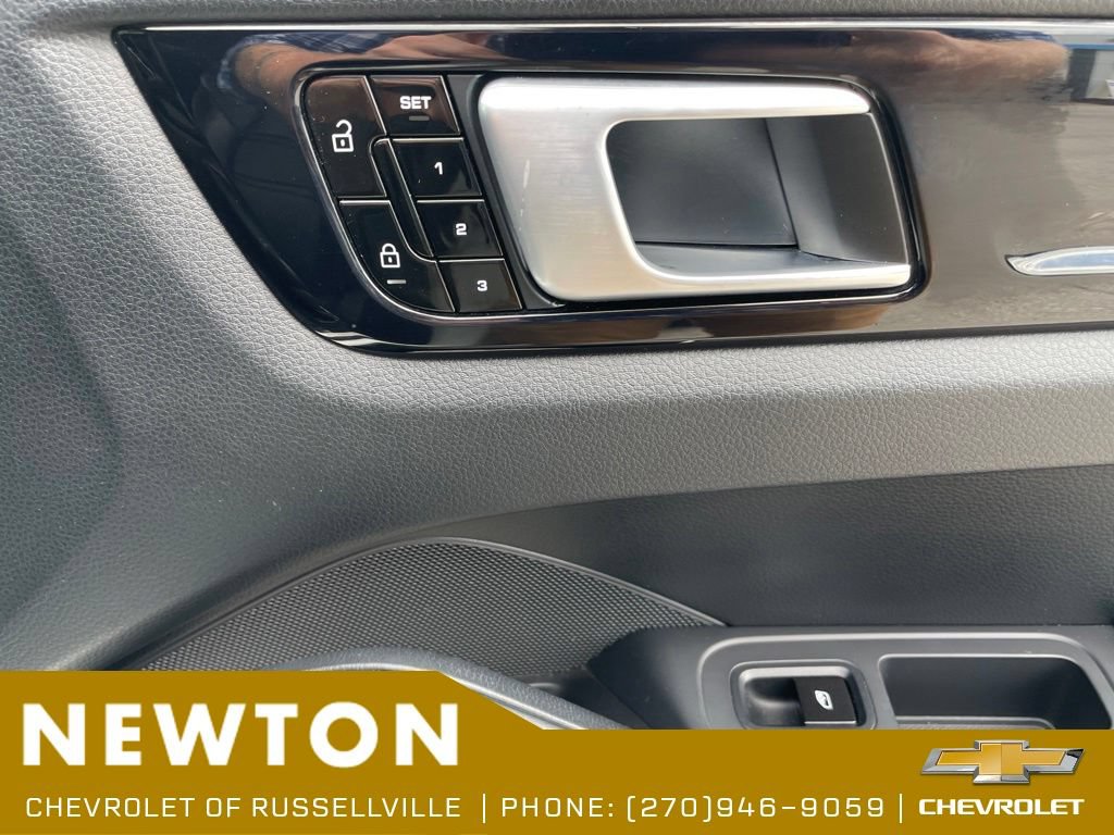 Used 2019 Porsche Cayenne AWD/4WD image 25