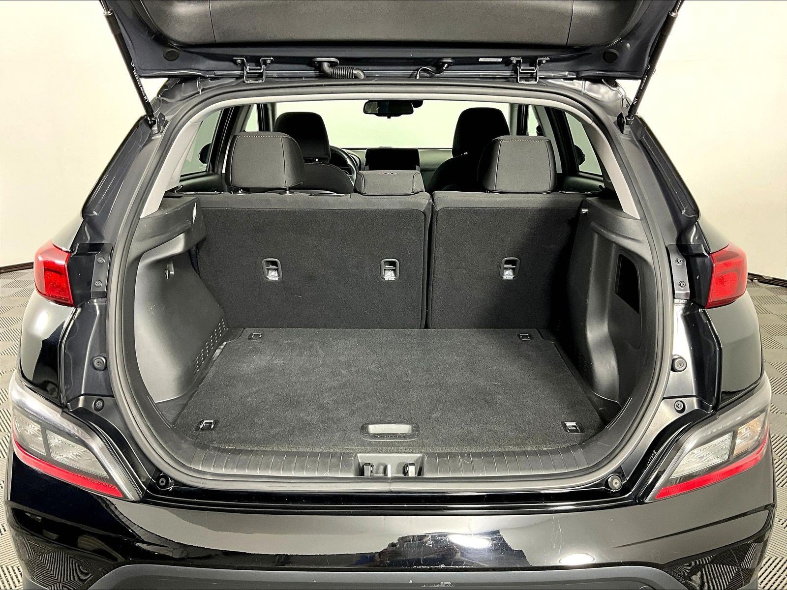 Used 2023 Hyundai Kona SEL FWD image 36