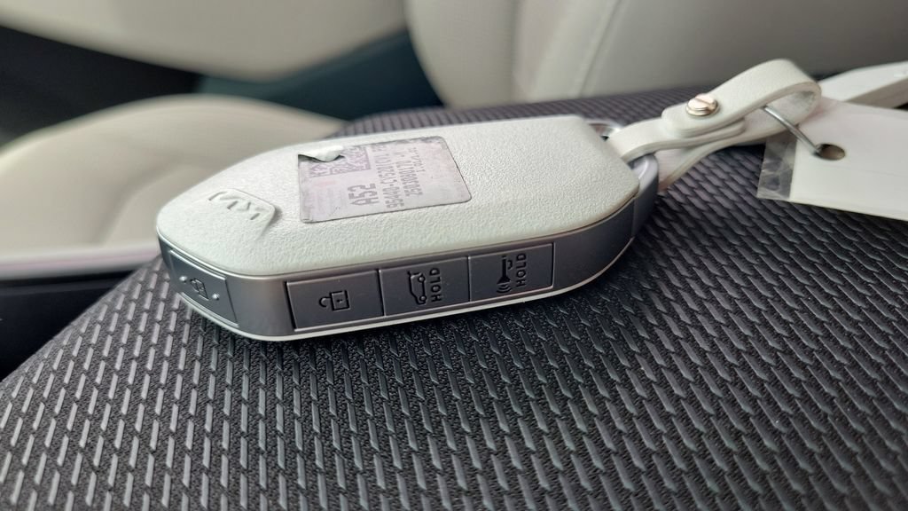 Used 2025 Kia EV6 Wind RWD image 24