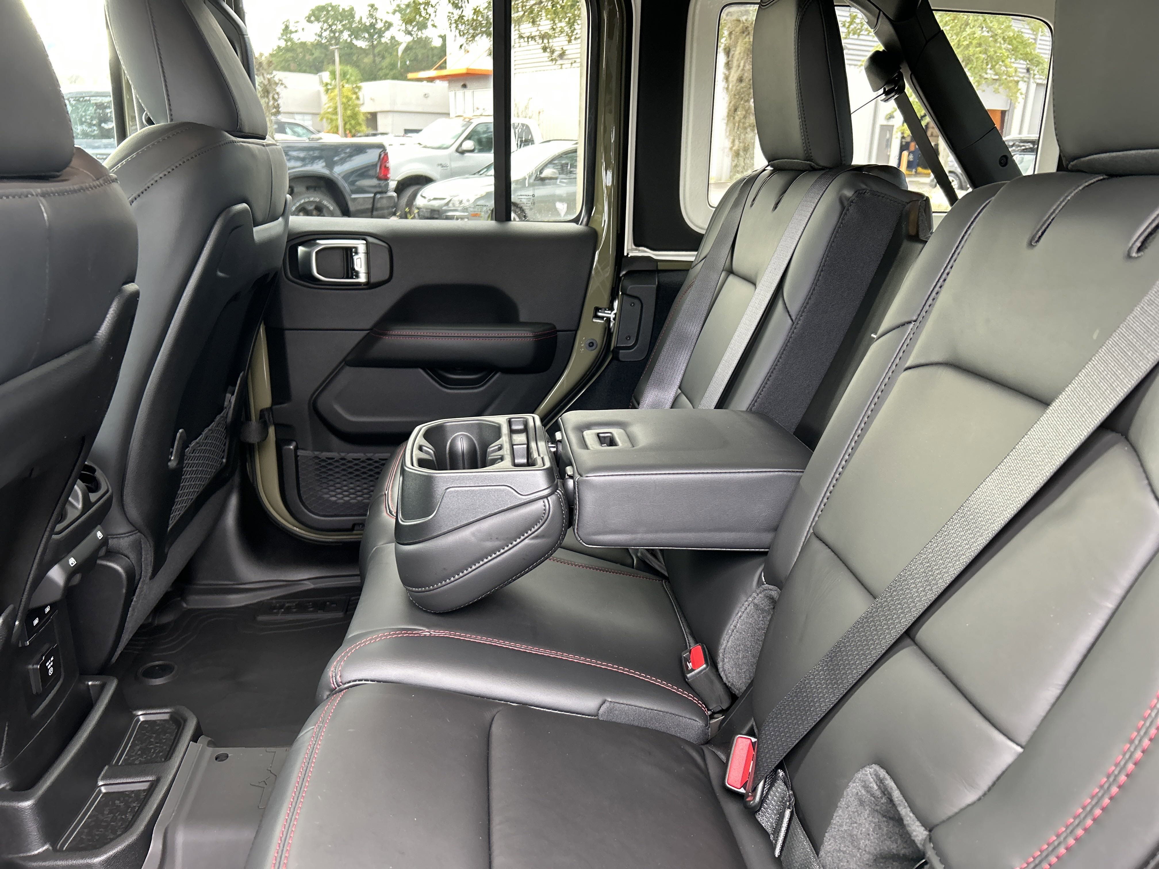 New 2026 Jeep Wrangler Unlimited Rubicon image 34