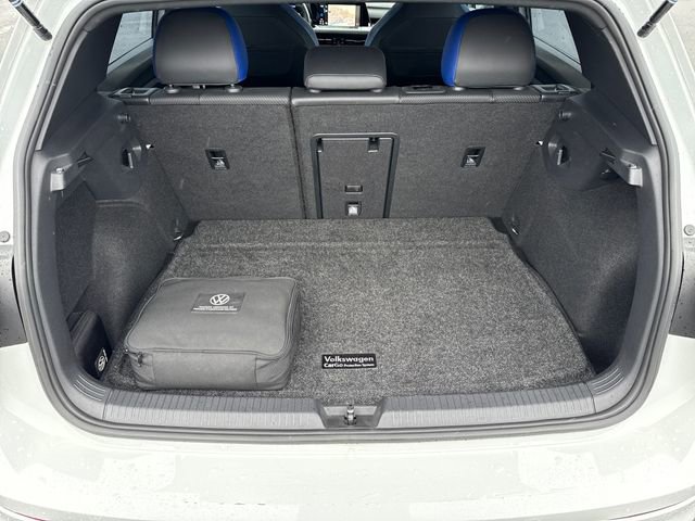 Used 2022 Volkswagen Golf R 2.0T image 18