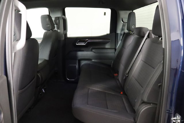 Used 2023 Chevrolet Silverado 1500 LT AWD/4WD image 18