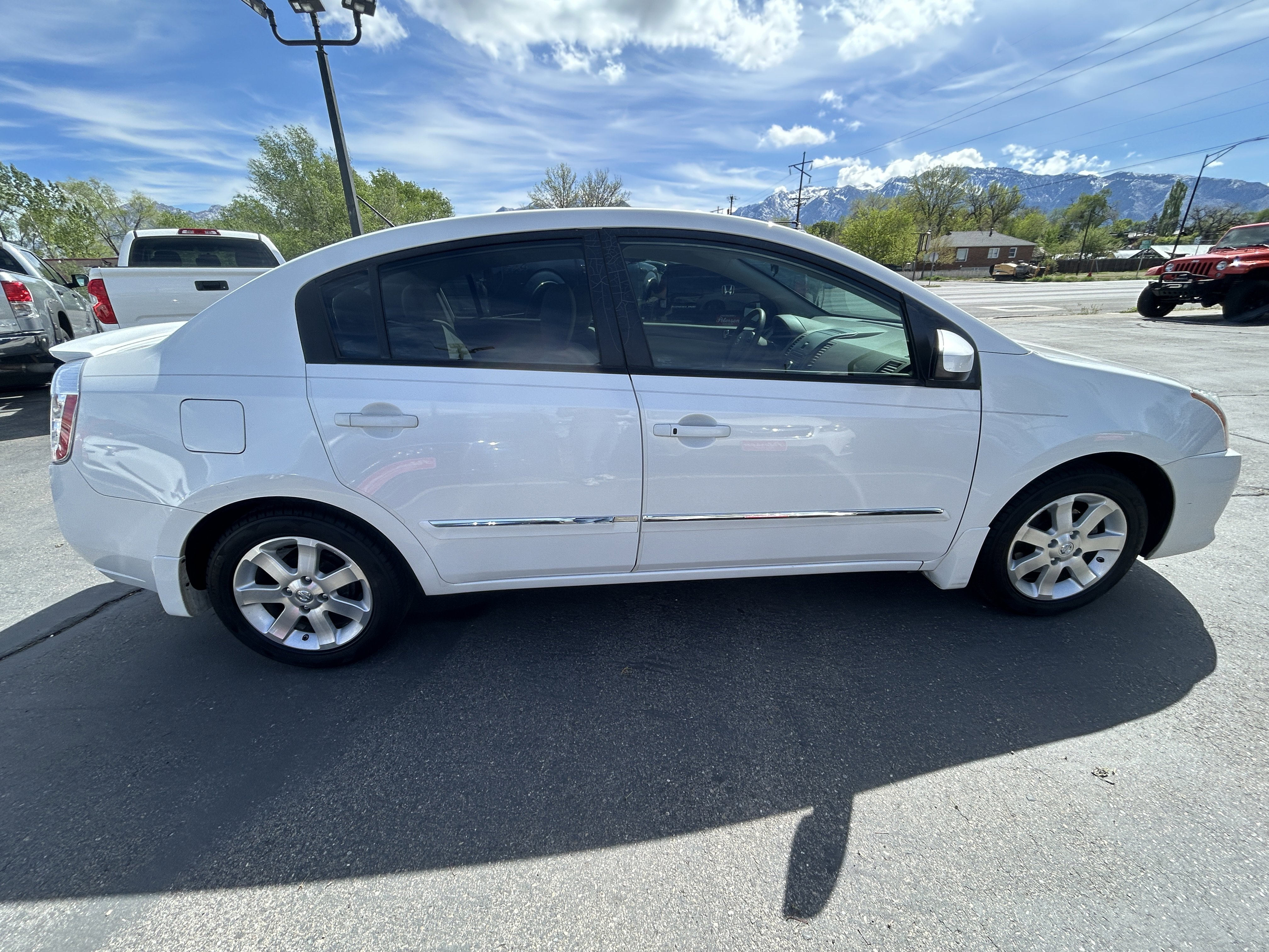 Used 2012 Nissan Sentra 2.0 S w/ Convenience Pkg FWD image 8