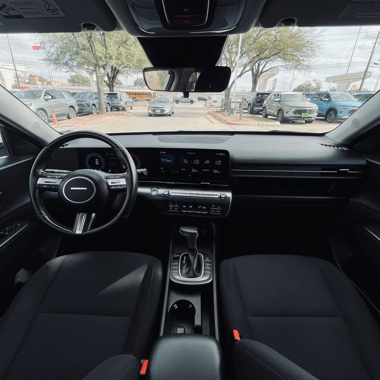 Used 2025 Hyundai Kona SEL image 10