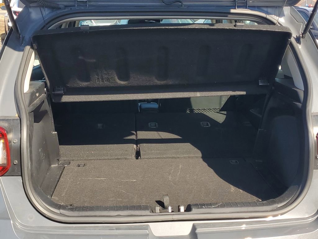 Used 2025 Hyundai Venue SEL image 27