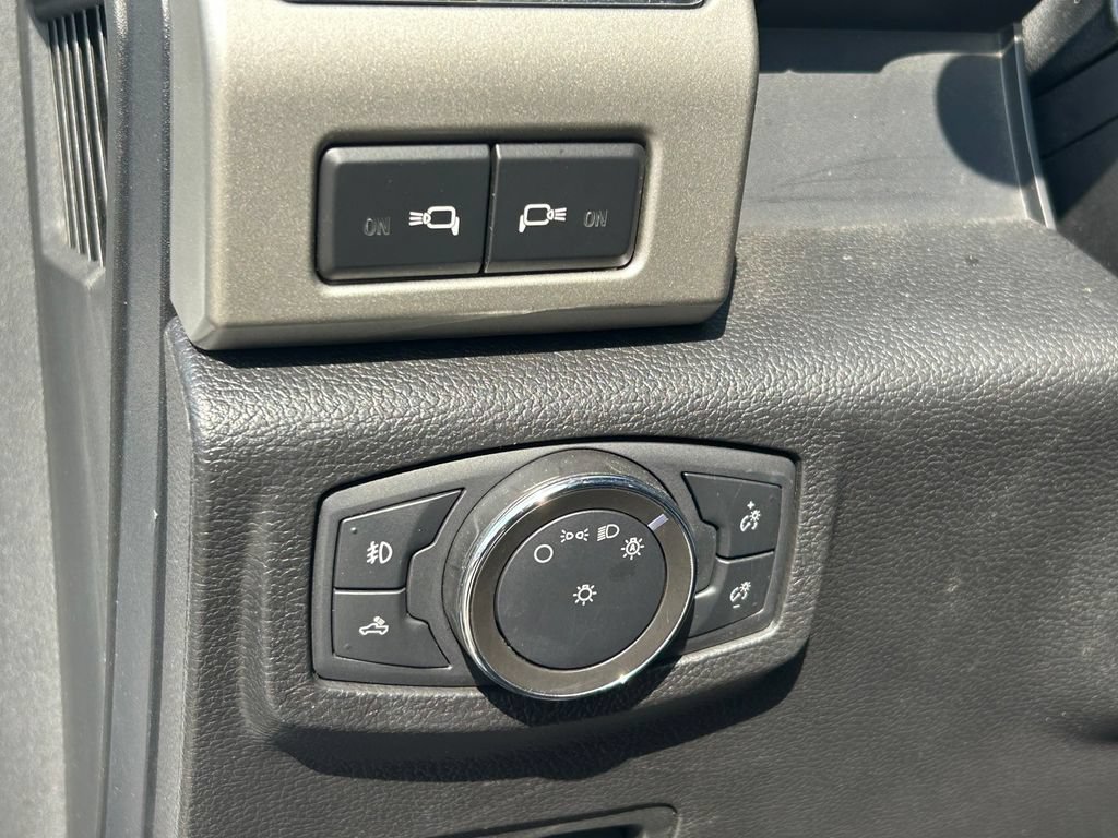 Used 2021 Ford F250 Lariat w/ Tremor Off-Road Package AWD/4WD image 25