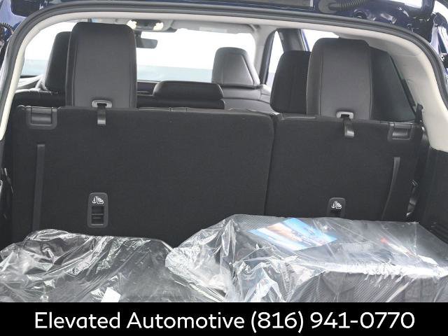 Certified 2026 INFINITI QX60 Luxe w/ Family Package AWD/4WD image 21