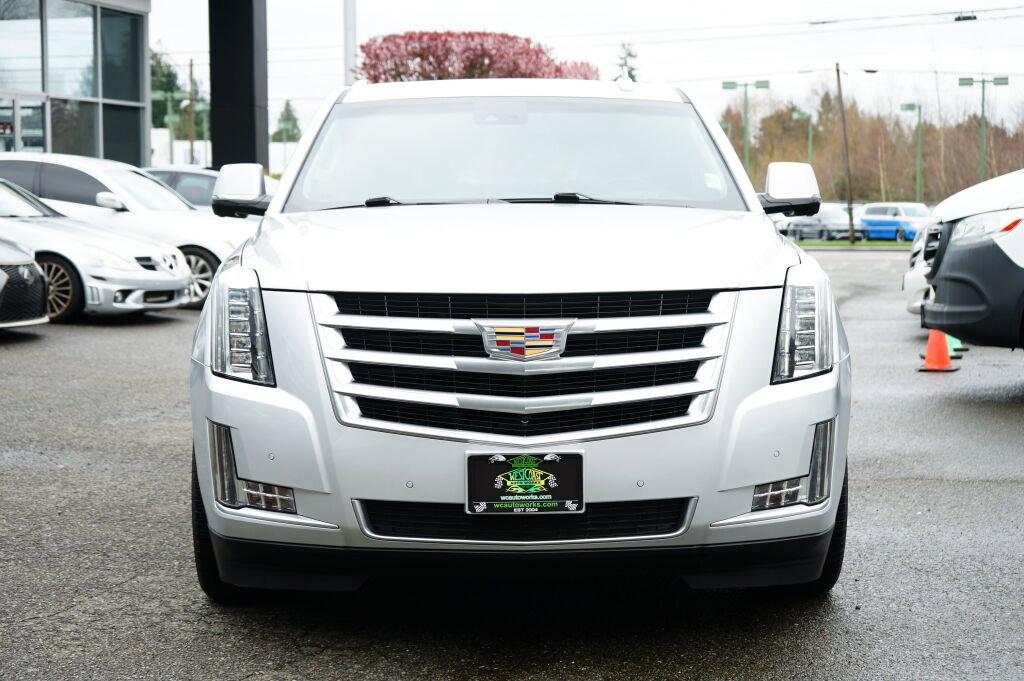 Used 2015 Cadillac Escalade Luxury image 8