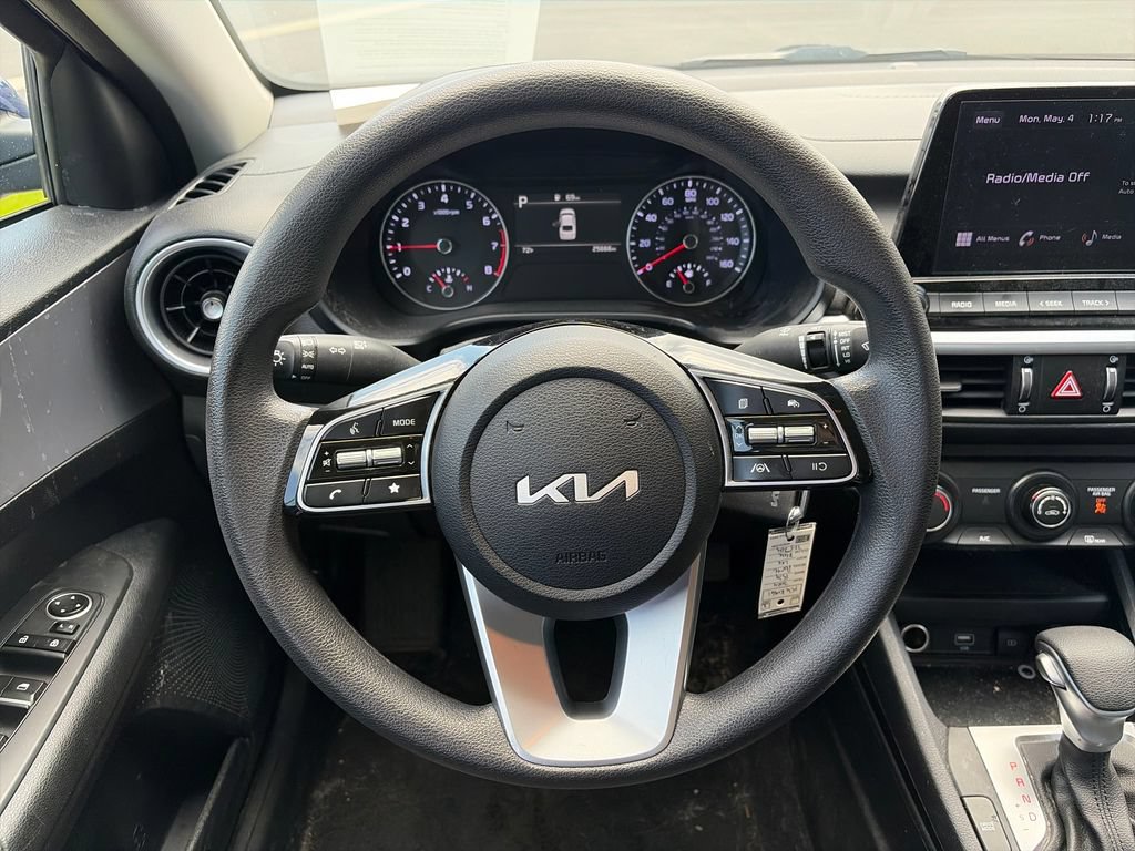 Used 2024 Kia Forte LXS FWD image 11