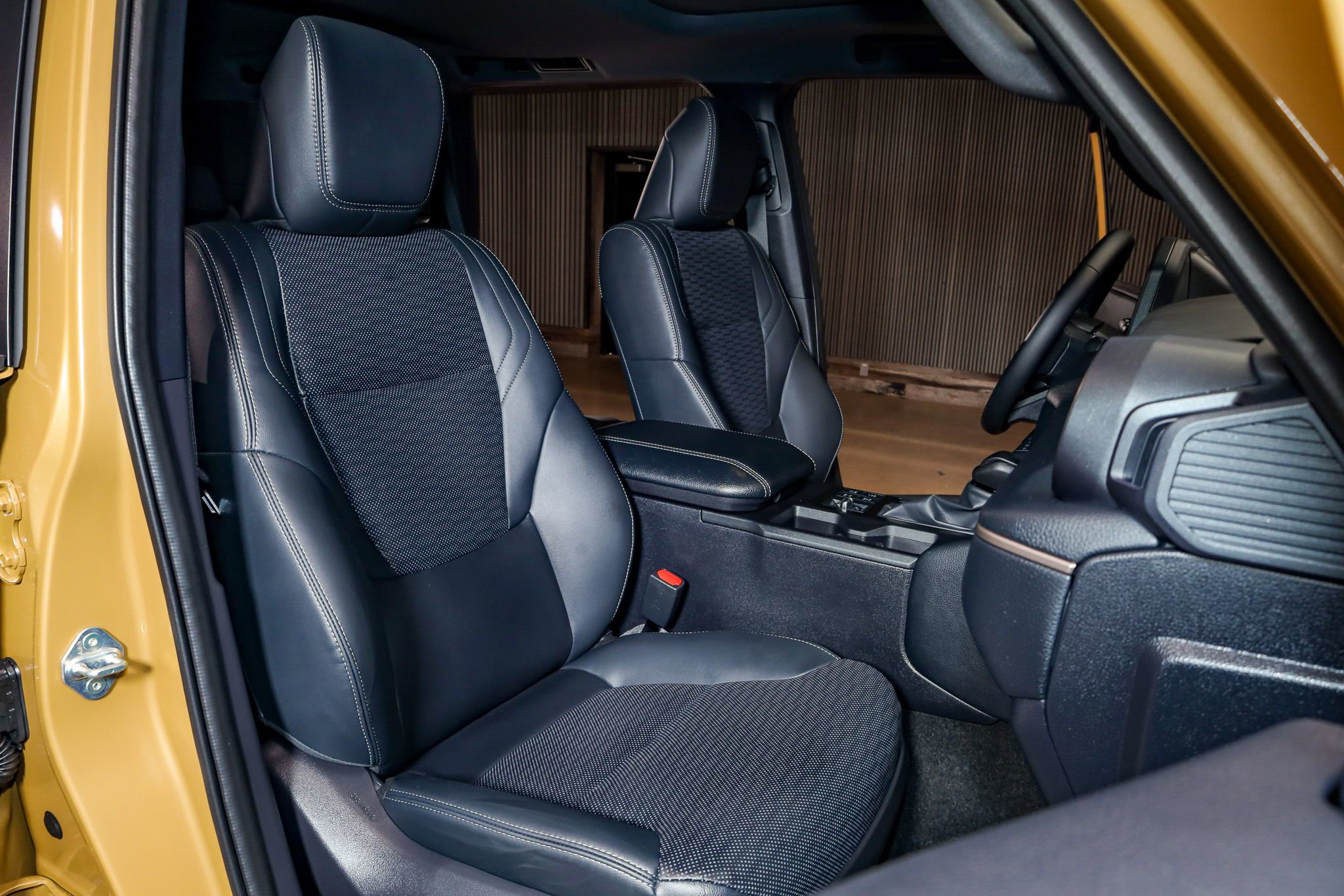 Used 2025 Toyota Land Cruiser image 25
