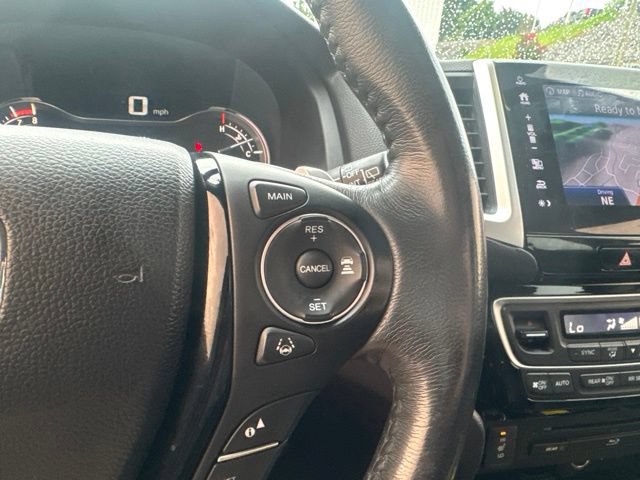 Used 2017 Honda Pilot Touring image 26