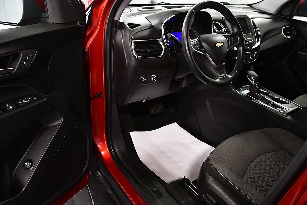 Used 2023 Chevrolet Equinox LT image 15