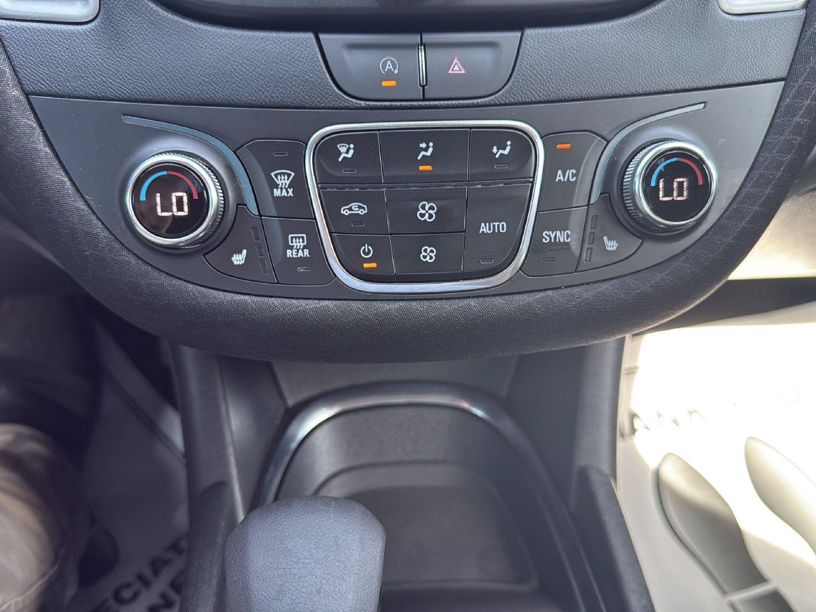 Used 2025 Chevrolet Malibu LT FWD image 15