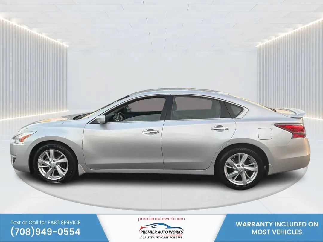 Used 2015 Nissan Altima 2.5 SV FWD image 9
