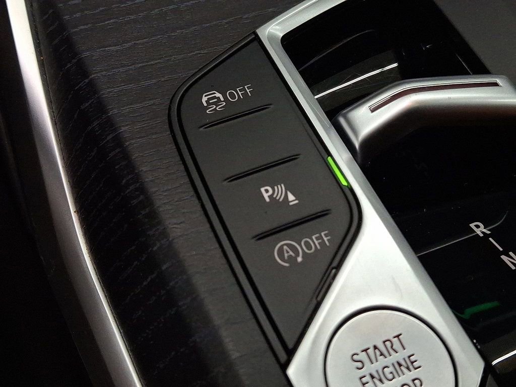Used 2025 BMW 330i xDrive Sedan image 29