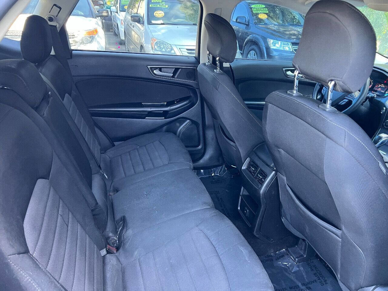 Used 2015 Ford Edge SE image 19