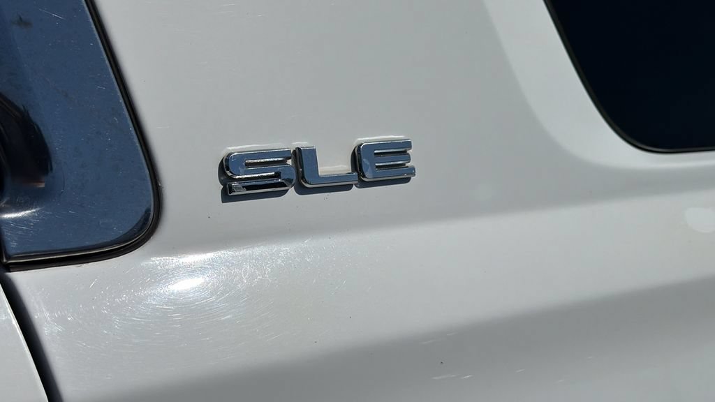 Used 2015 GMC Yukon SLE w/ Convenience Package AWD/4WD image 12