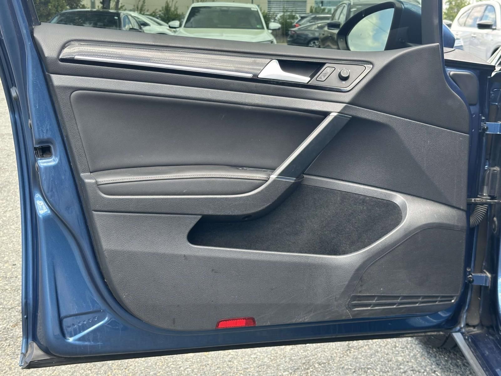 Used 2015 Volkswagen Golf TDI SEL image 14