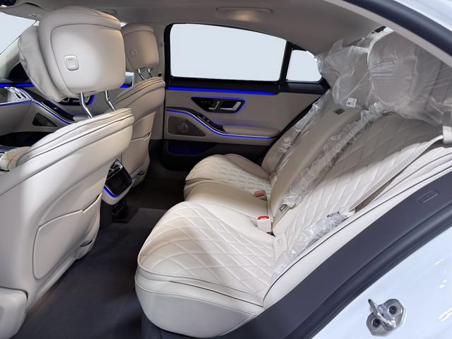 New 2026 Mercedes-Benz S 580e 4MATIC Sedan image 7
