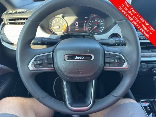 Used 2024 Jeep Compass Latitude image 17