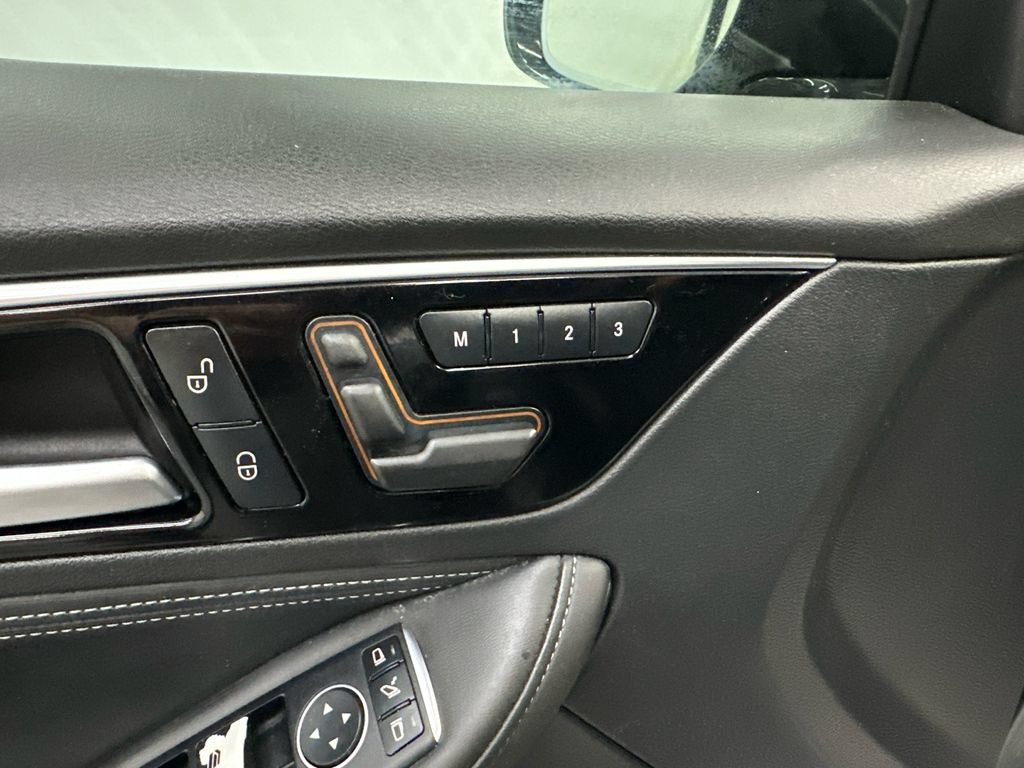 Used 2019 INFINITI QX30 AWD w/ Navigation Package image 11
