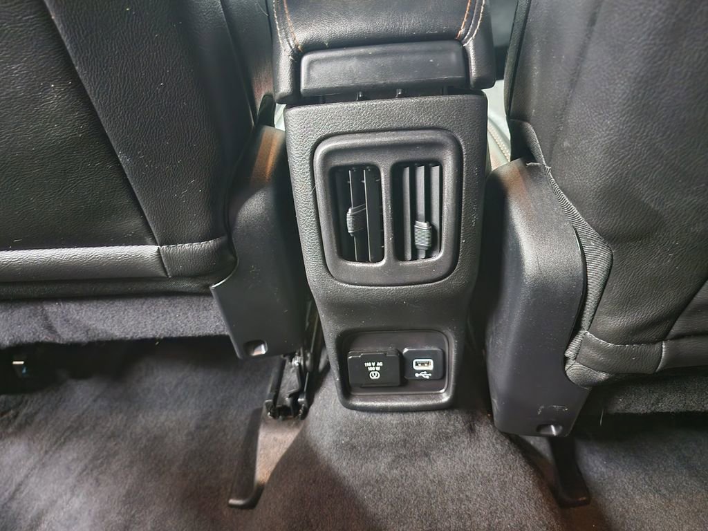 Used 2019 Jeep Compass Latitude image 24