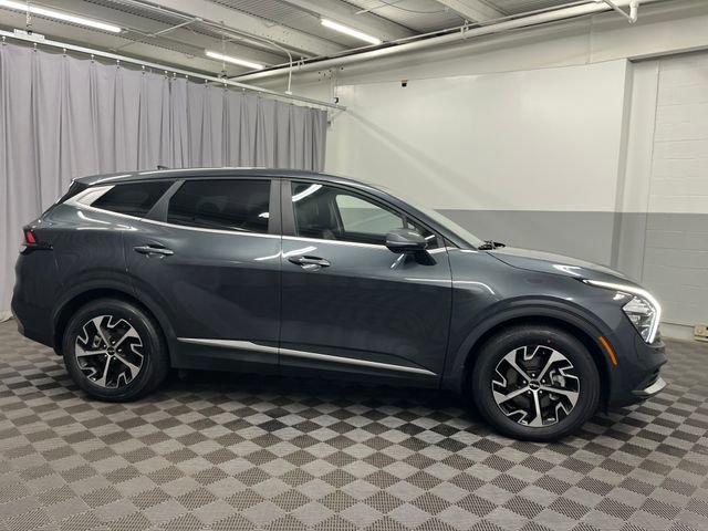 Certified 2023 Kia Sportage EX FWD image 4