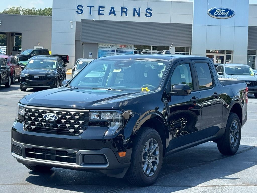 New 2025 Ford Maverick XLT w/ XLT Luxury Package FWD image 2