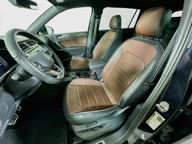 Certified 2024 Volkswagen Tiguan SEL R-Line AWD/4WD image 23