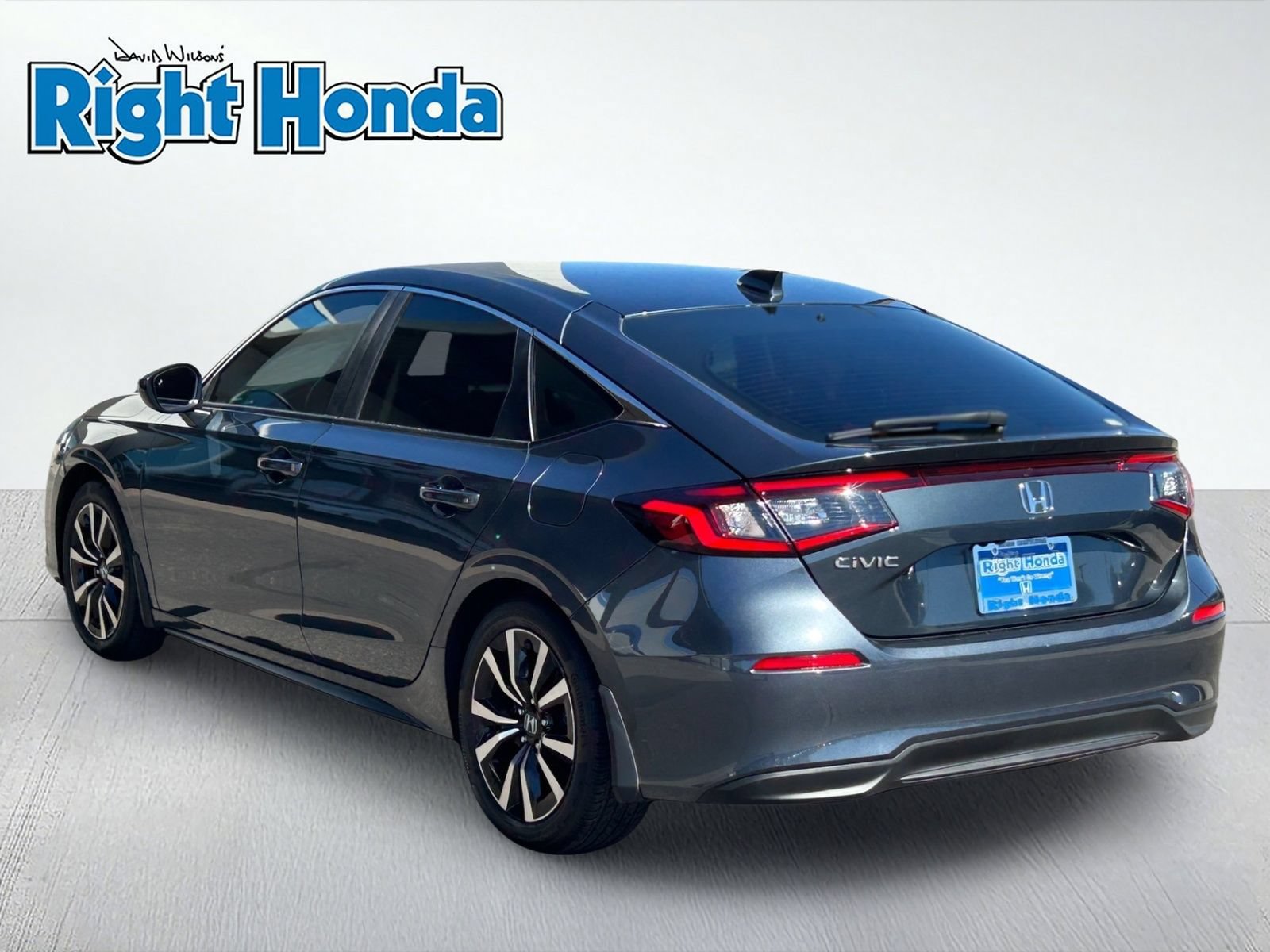 Used 2024 Honda Civic EX-L image 4