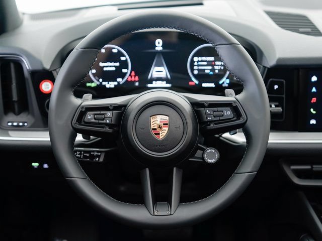 Certified 2025 Porsche Cayenne AWD/4WD image 13