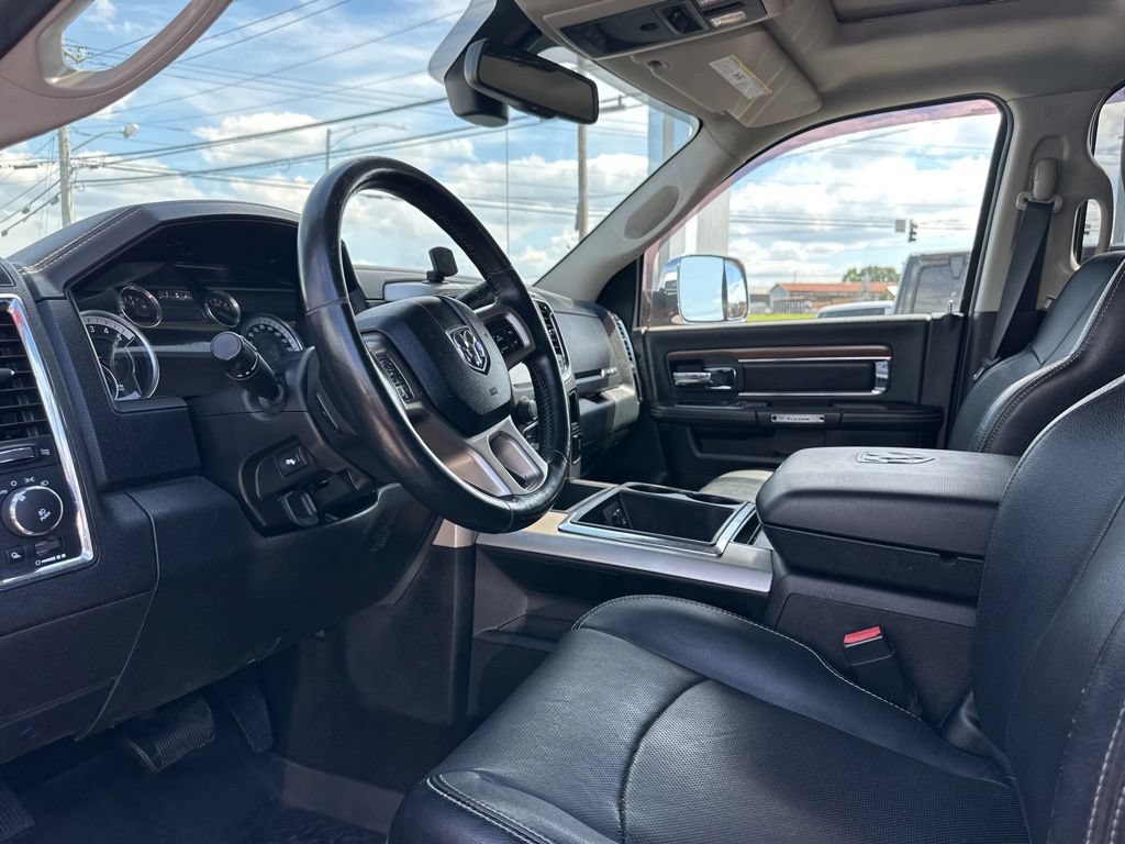 Used 2014 RAM 3500 Laramie w/ Convenience Group AWD/4WD image 30