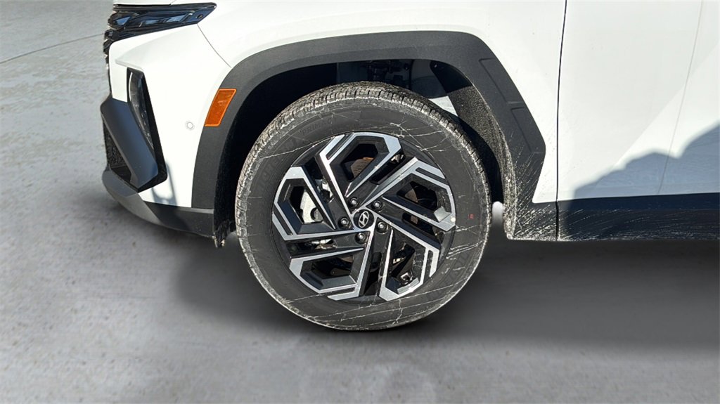 Certified 2025 Hyundai Tucson Limited image 9
