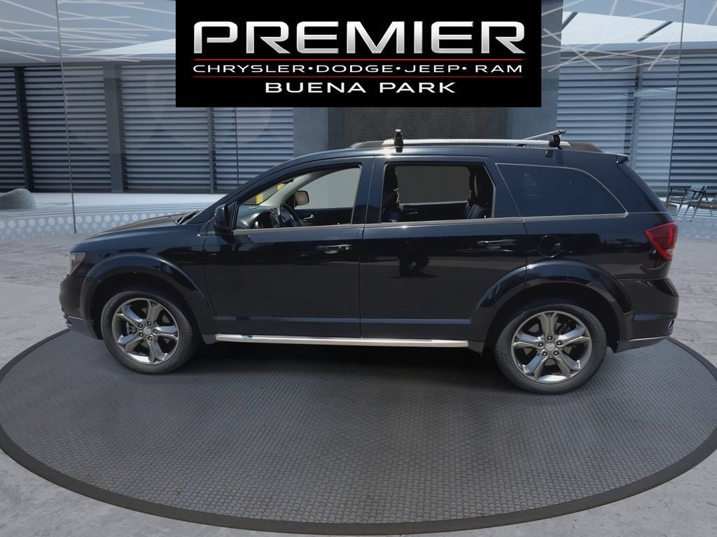 Used 2017 Dodge Journey Crossroad FWD image 5