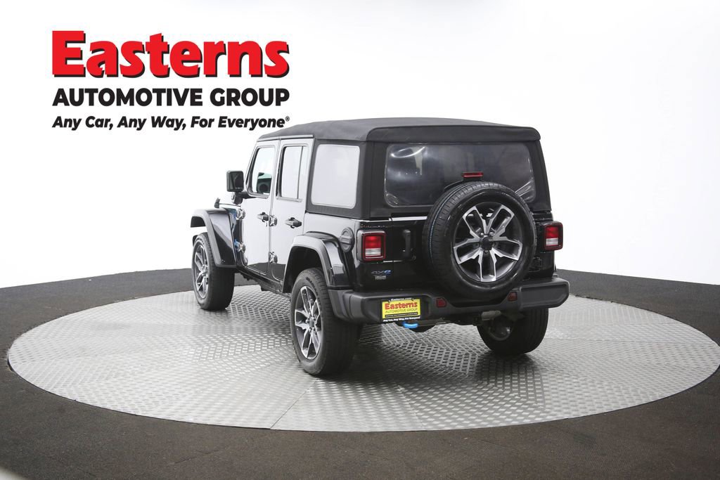 Used 2024 Jeep Wrangler Unlimited AWD/4WD image 68