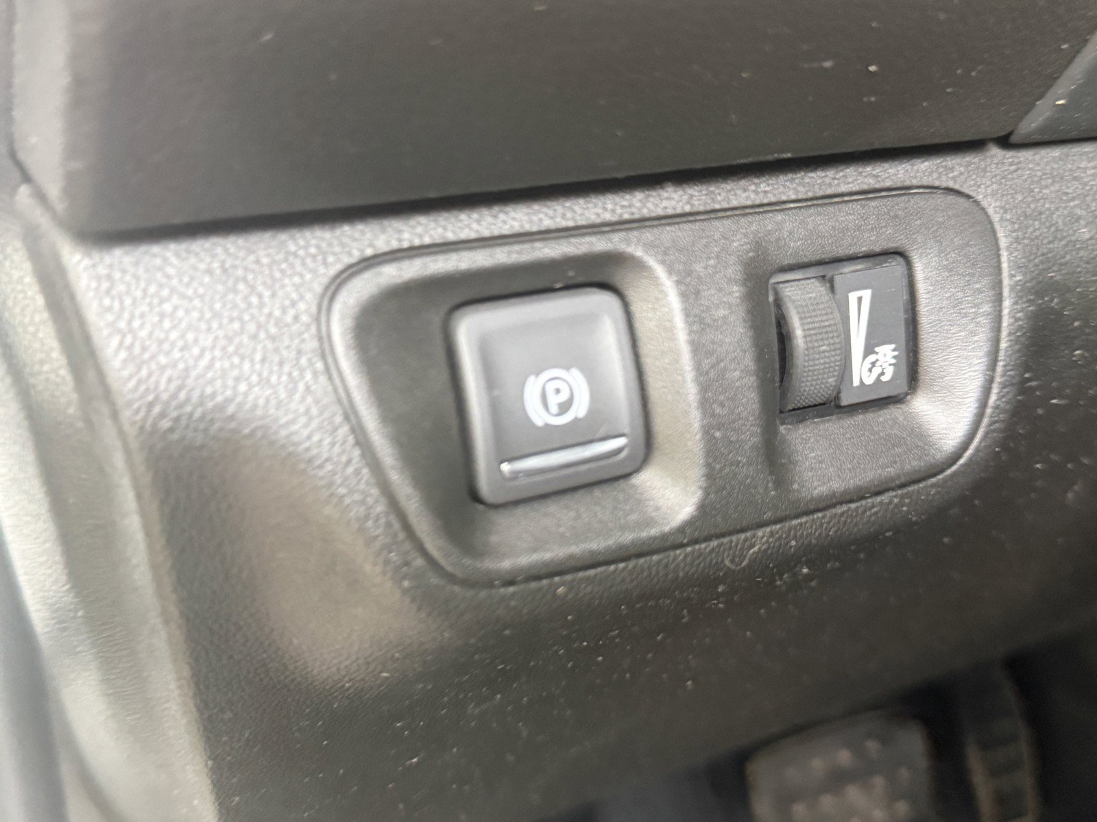 Used 2021 GMC Acadia AT4 w/ LPO, Floor Liner Package AWD/4WD image 23