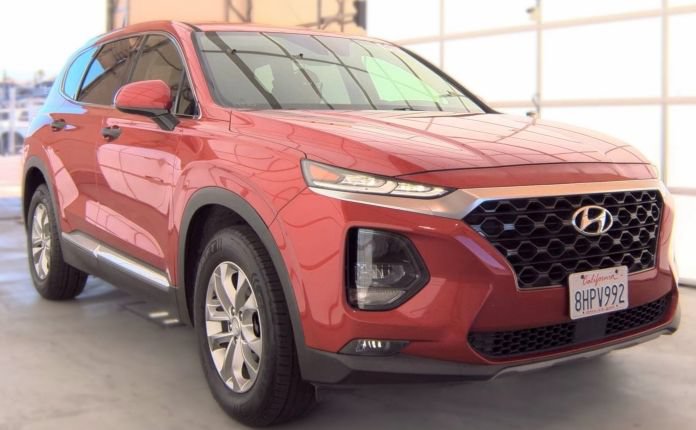 Used 2019 Hyundai Santa Fe SEL FWD image 4