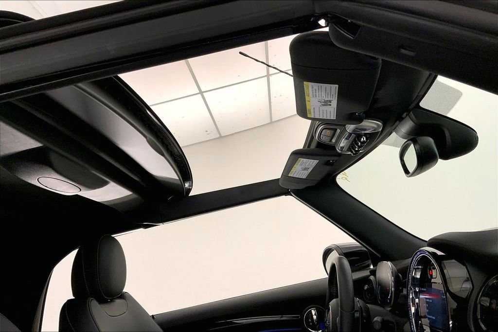 Certified 2023 MINI Cooper S image 26