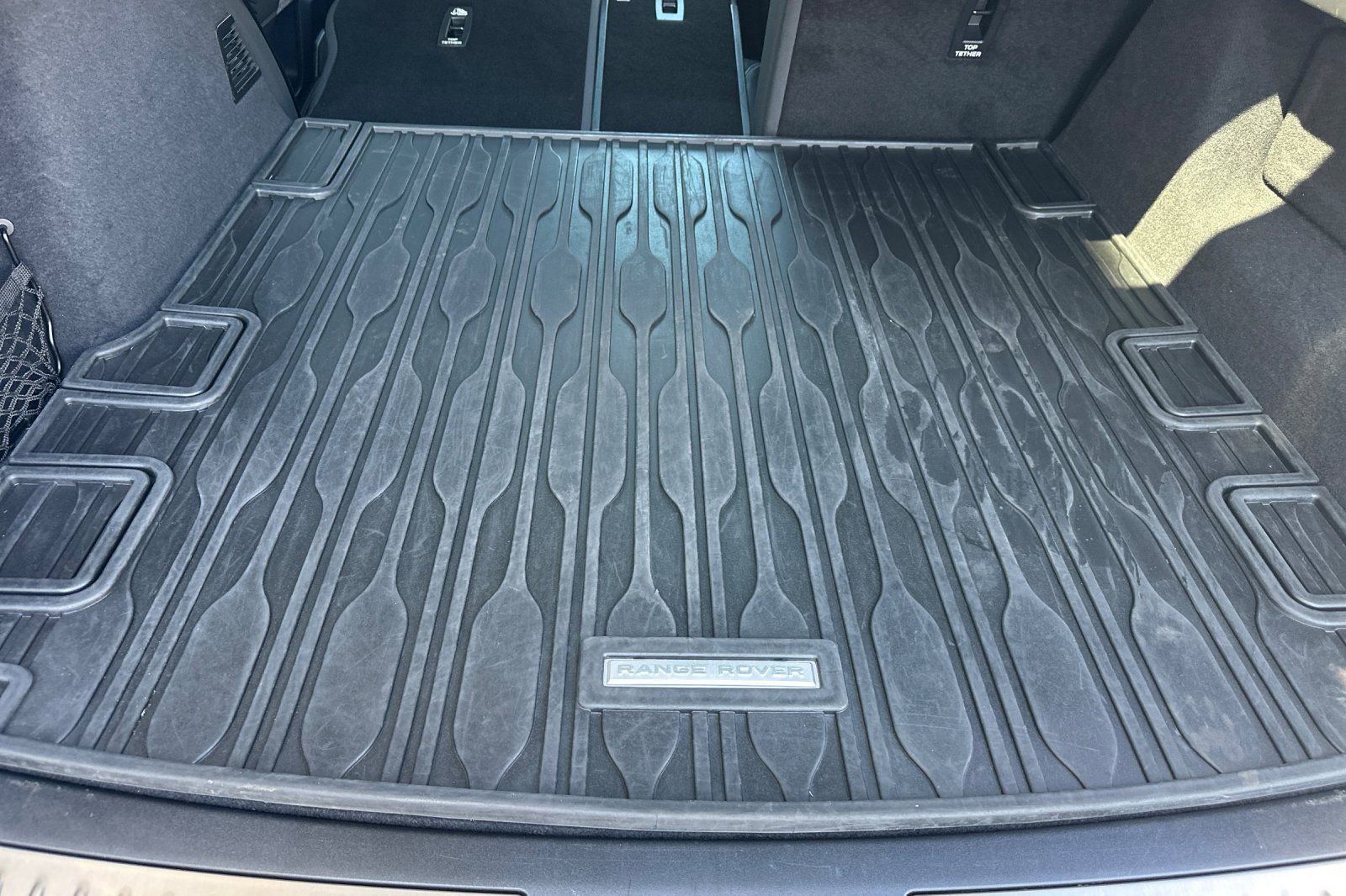 Used 2022 Land Rover Range Rover Velar S image 15