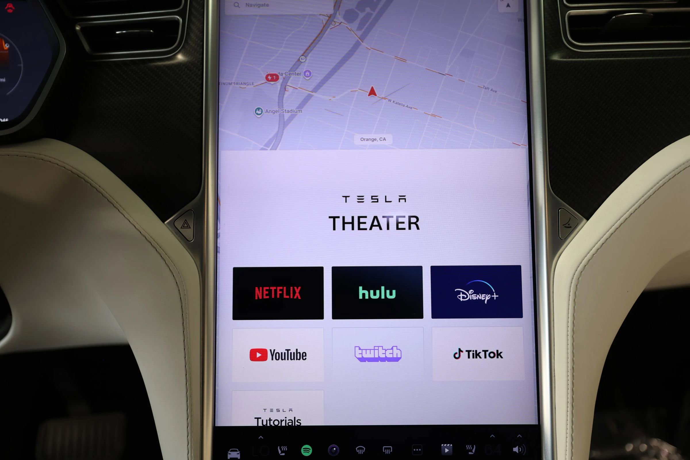 Used 2017 Tesla Model X 100D image 71