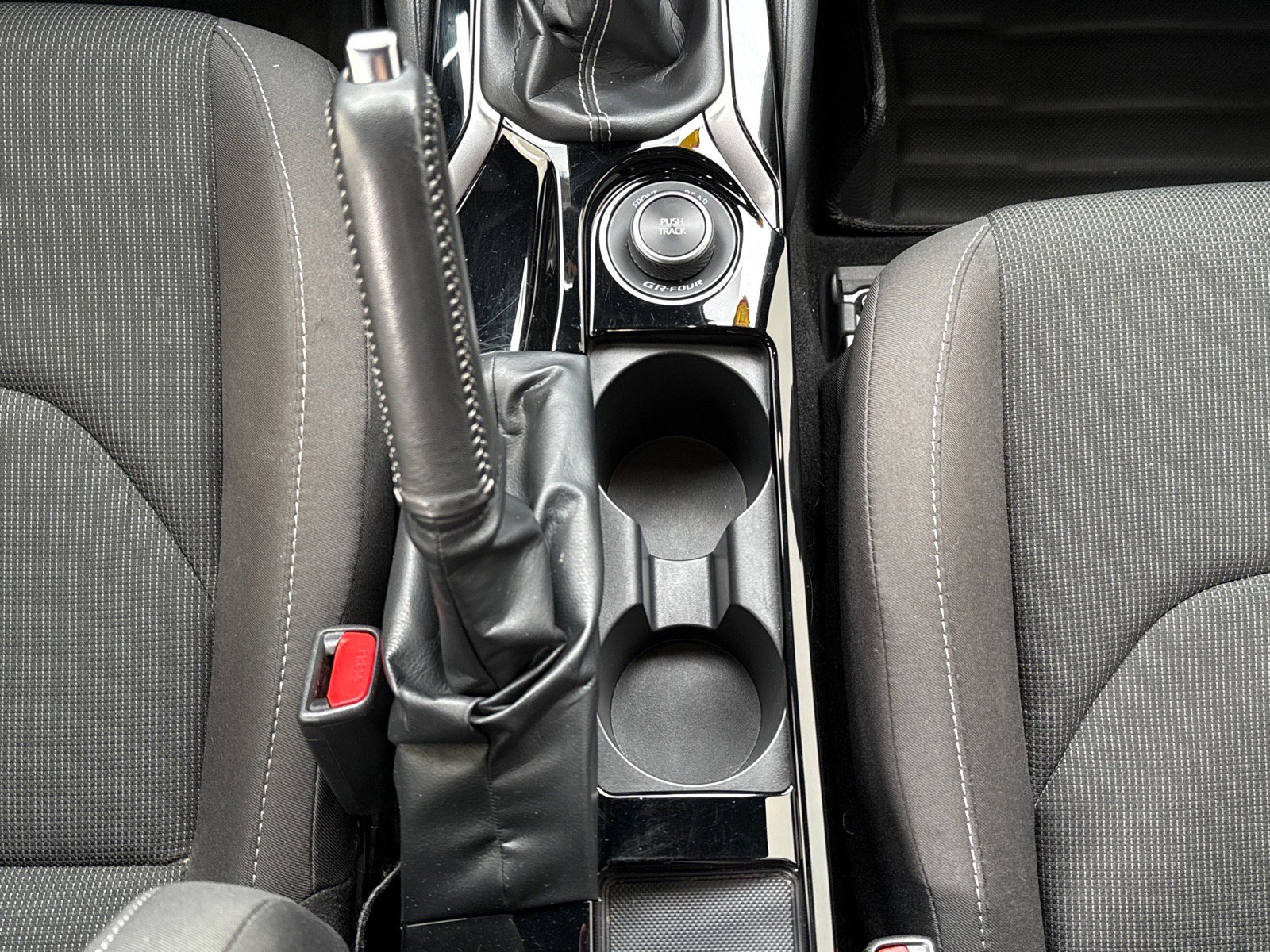 Used 2024 Toyota Corolla Core w/ Performance Package image 16