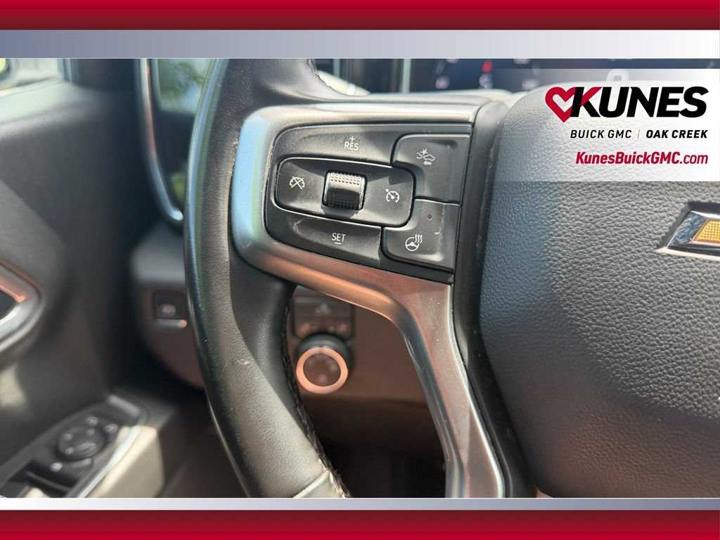Used 2025 Chevrolet Silverado 1500 LT AWD/4WD image 17