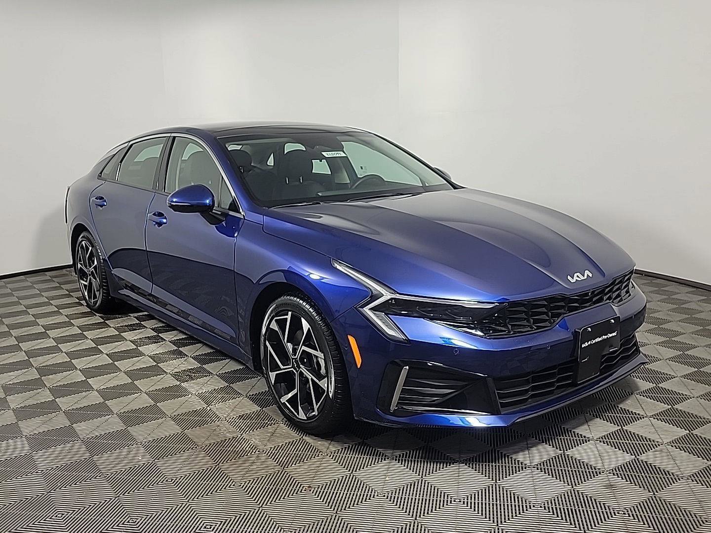 Used 2025 Kia K5 EX image 1